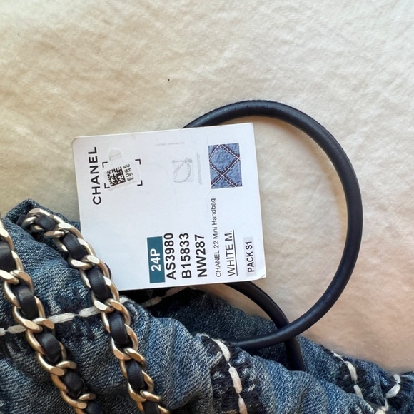 Chanel denim mini 22 - Picture 5 of 6